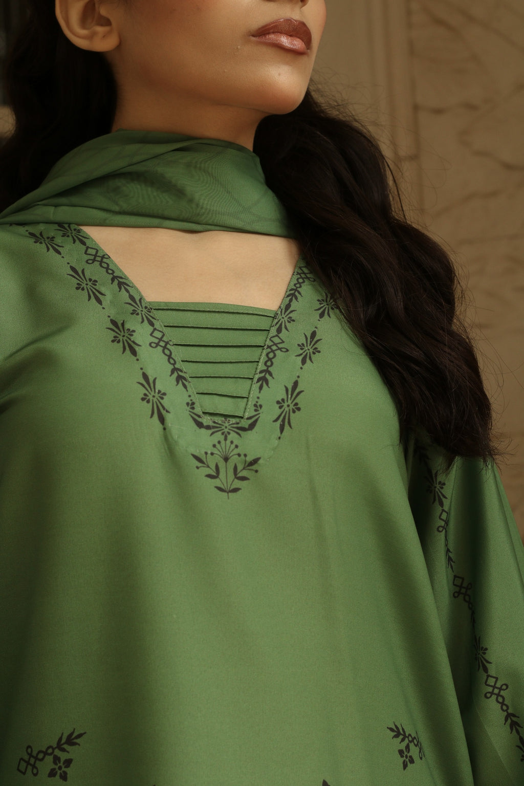Olive Matcha neckline detail